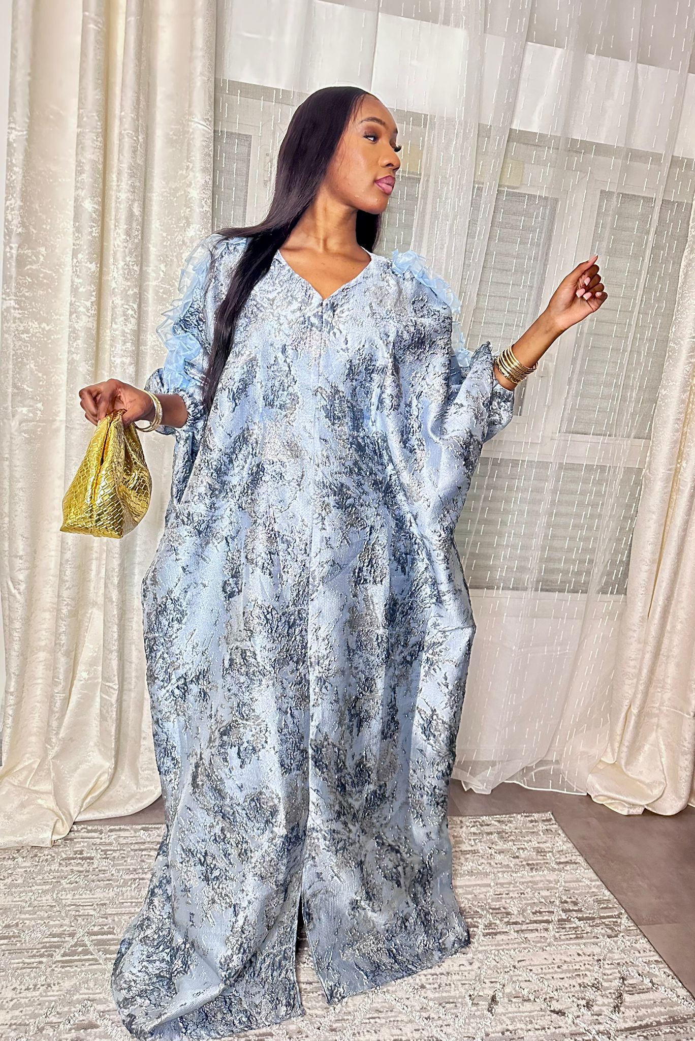 LAGOS BLEU